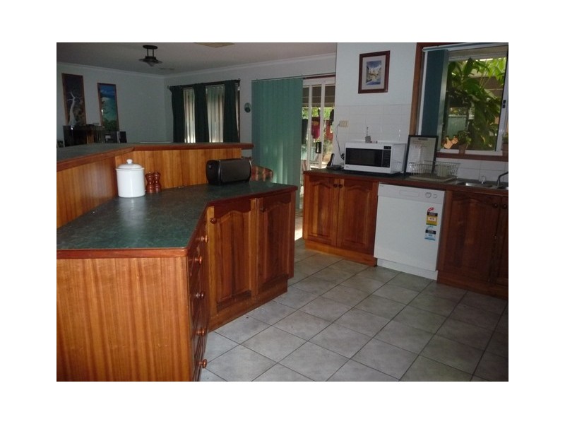 1 Falcon Circuit, Wodonga VIC 3690