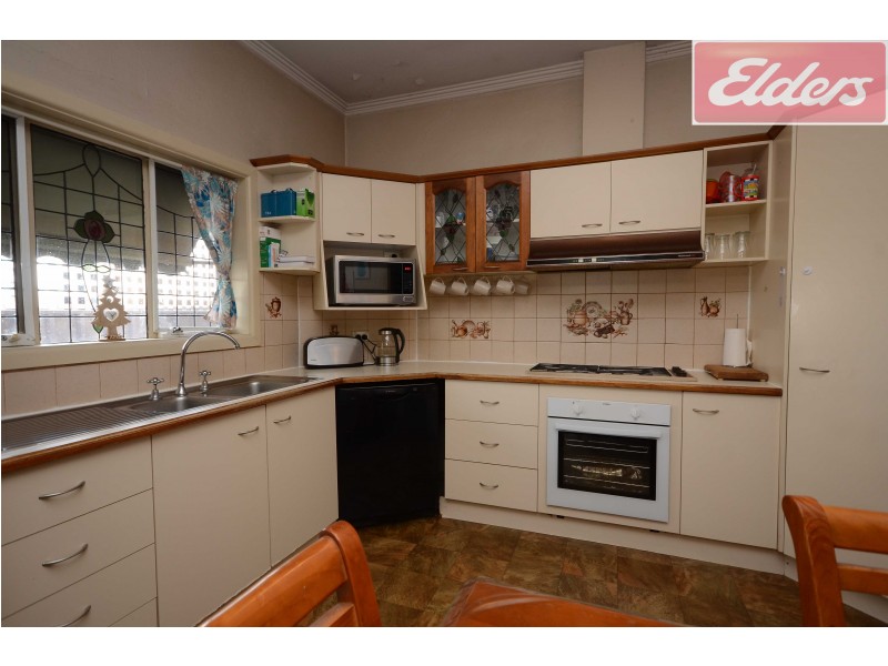 8 Pearce Street, Wodonga VIC 3690