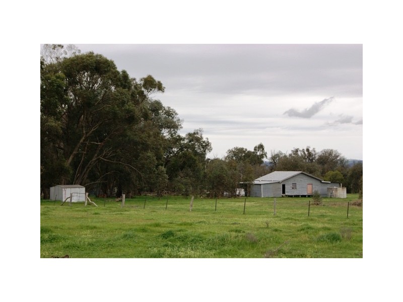 454 Settlers Road, Chiltern VIC 3683