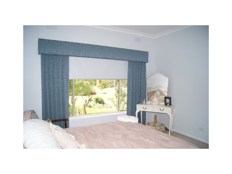 4 Howards Road, Baranduda VIC 3691