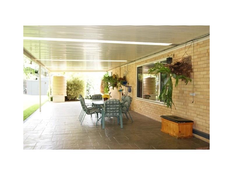 4 Howards Road, Baranduda VIC 3691