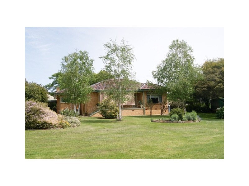 4 Howards Road, Baranduda VIC 3691