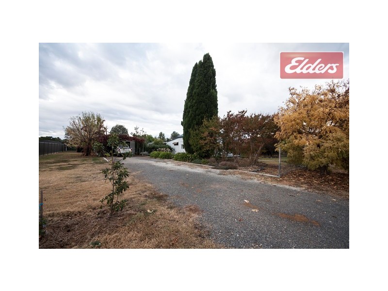 53 Albert Road, Chiltern VIC 3683