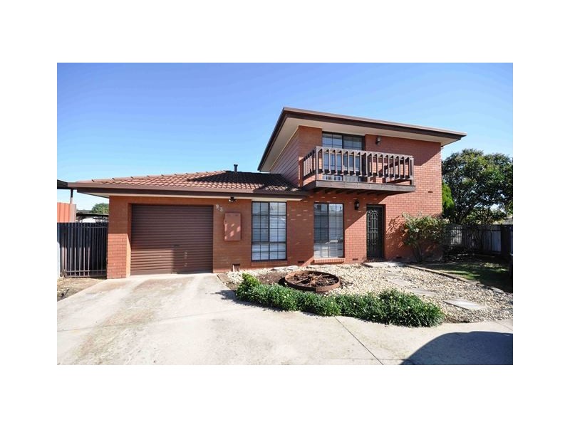 2/93 Phillip Street, Wodonga VIC 3690