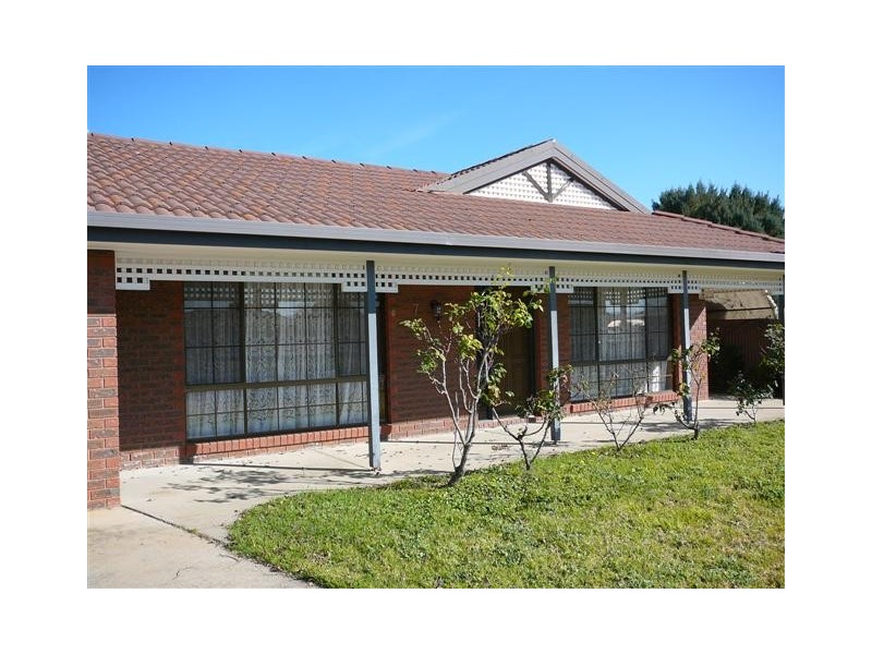 7 Lachlan Crt, Wodonga VIC 3690