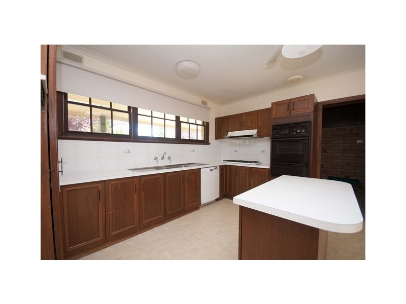 6 Moonya Drive, Wodonga VIC 3690