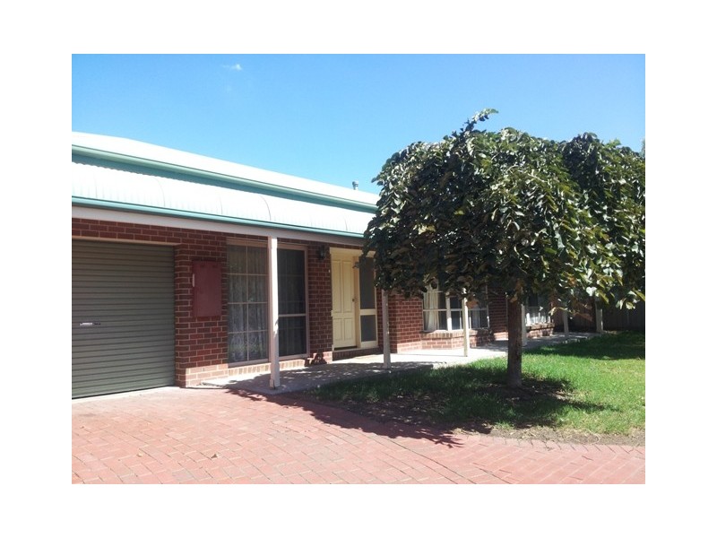 2/4 Central Place, Wodonga VIC 3690