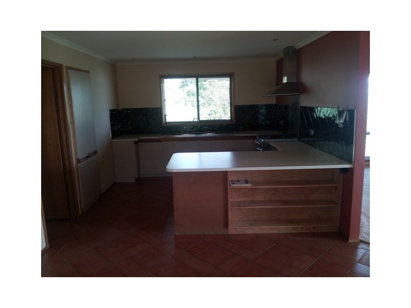 33 Craig Drive, Bellbridge VIC 3691