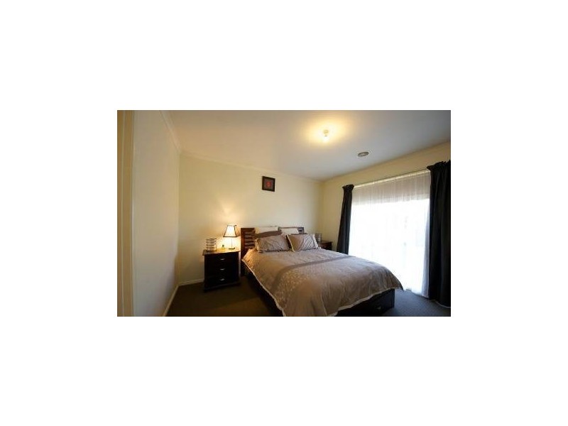 6 Ambrose Crescent, Wodonga VIC 3690