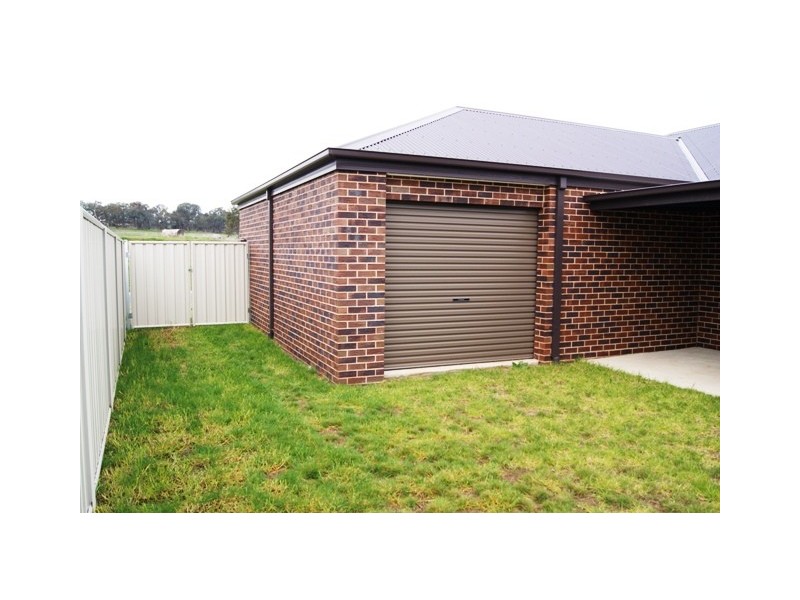 11 Parnaby Street, Wodonga VIC 3690