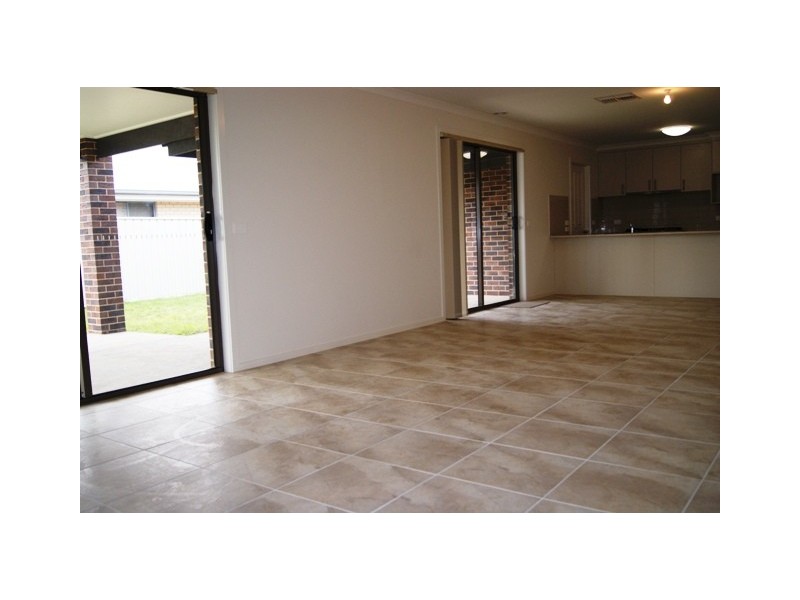 11 Parnaby Street, Wodonga VIC 3690