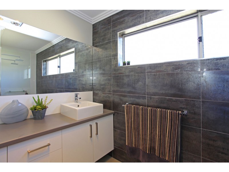 9 Lauren Place, Wodonga VIC 3690