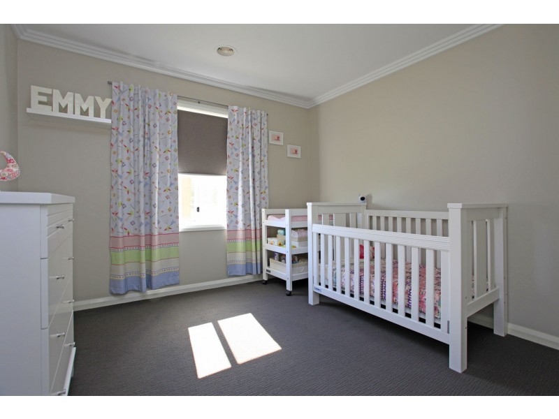 9 Lauren Place, Wodonga VIC 3690