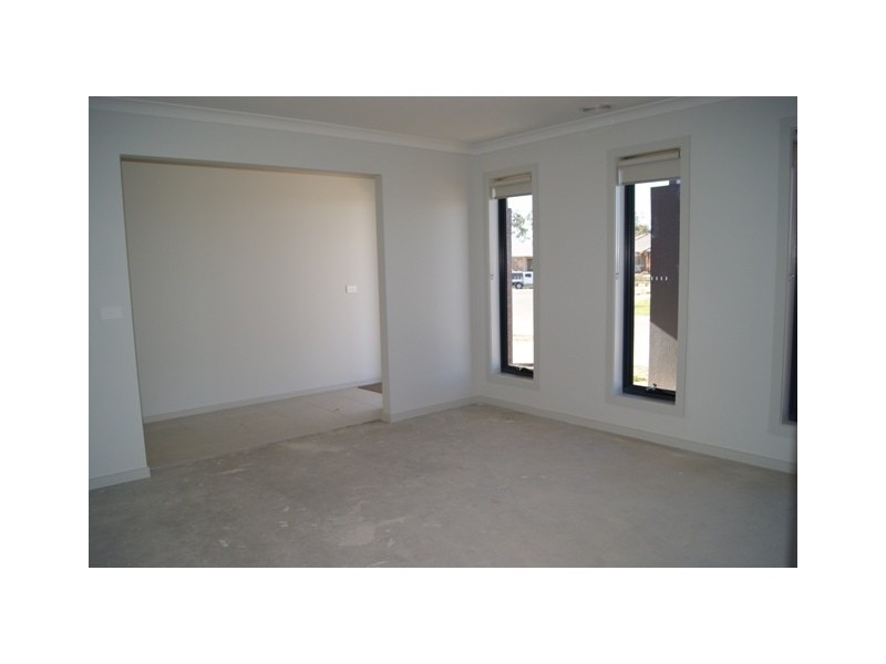 15 Thorpe Avenue, Killara VIC 3691