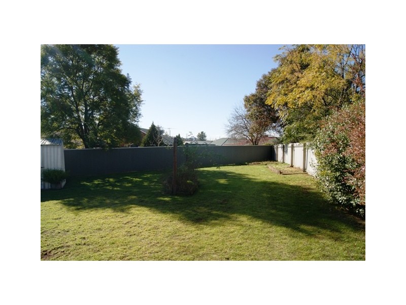 1 Costa Court, Wodonga VIC 3690