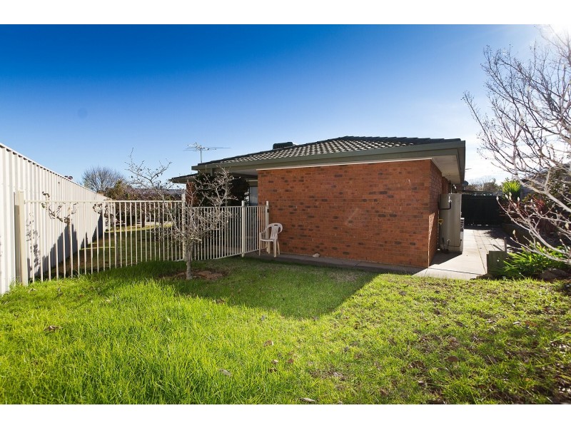 2/2 Rosanna Court, Wodonga VIC 3690