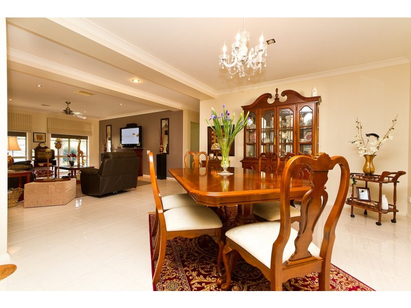 2 Blue Bonnet Way, Wodonga VIC 3690