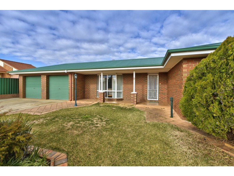 8 Shiels Court,, Wodonga VIC 3690