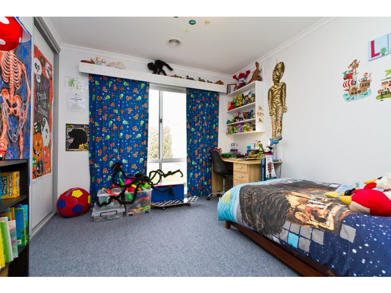 8 Shiels Court,, Wodonga VIC 3690