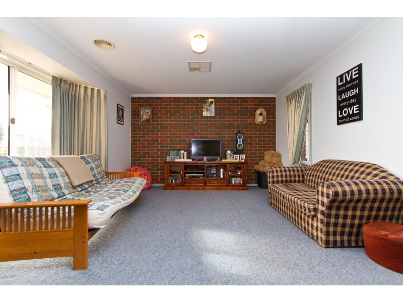 8 Shiels Court,, Wodonga VIC 3690