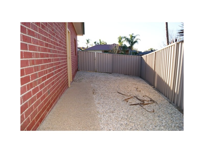 13 Firestone Way, Wodonga VIC 3690