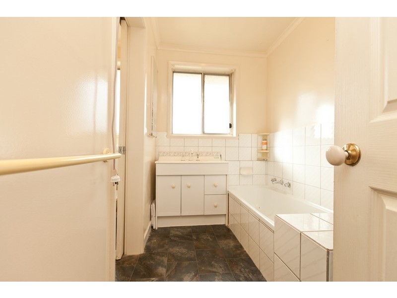 32 Hague Road, Wodonga VIC 3690