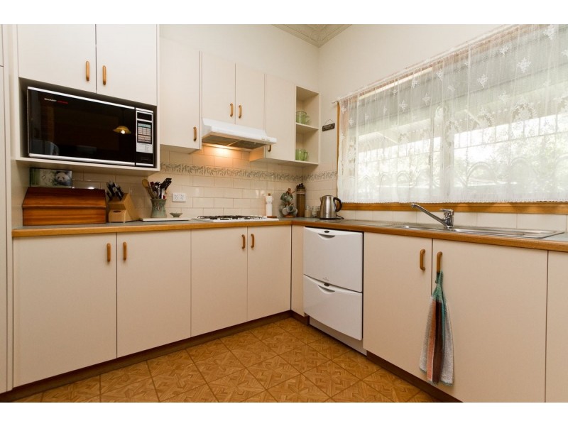 150 De Kerilleau Drive, Wodonga VIC 3690