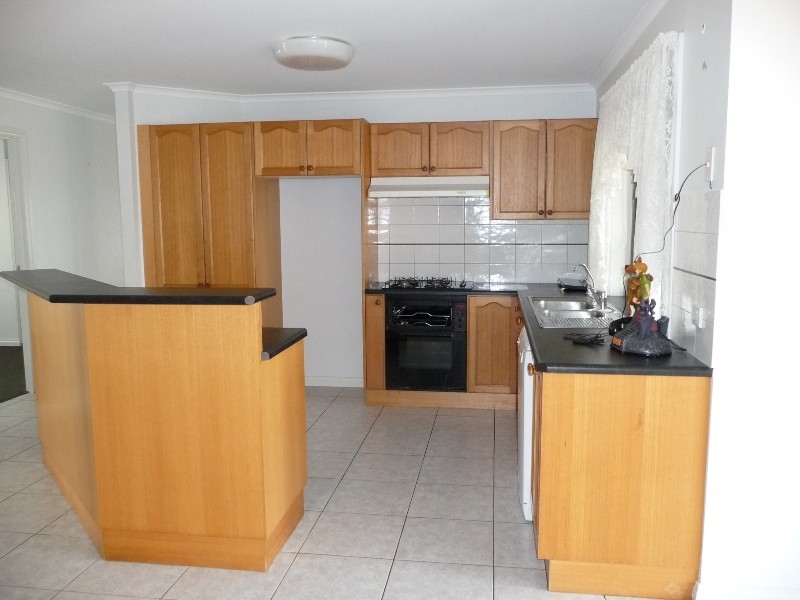 18 Peacock Avenue, West Wodonga VIC 3690