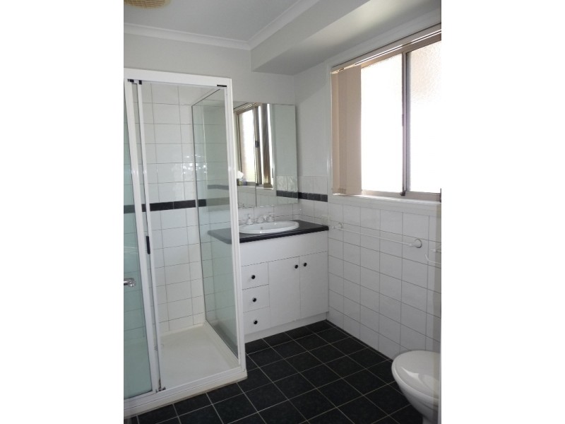 18 Peacock Avenue, West Wodonga VIC 3690