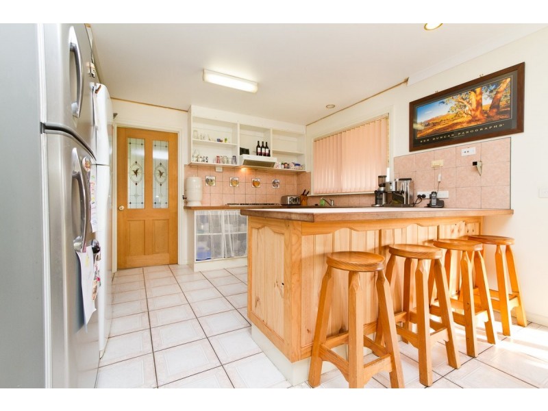 14 Chalkers Lane, Eskdale VIC 3701