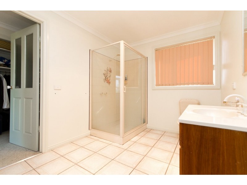 14 Chalkers Lane, Eskdale VIC 3701