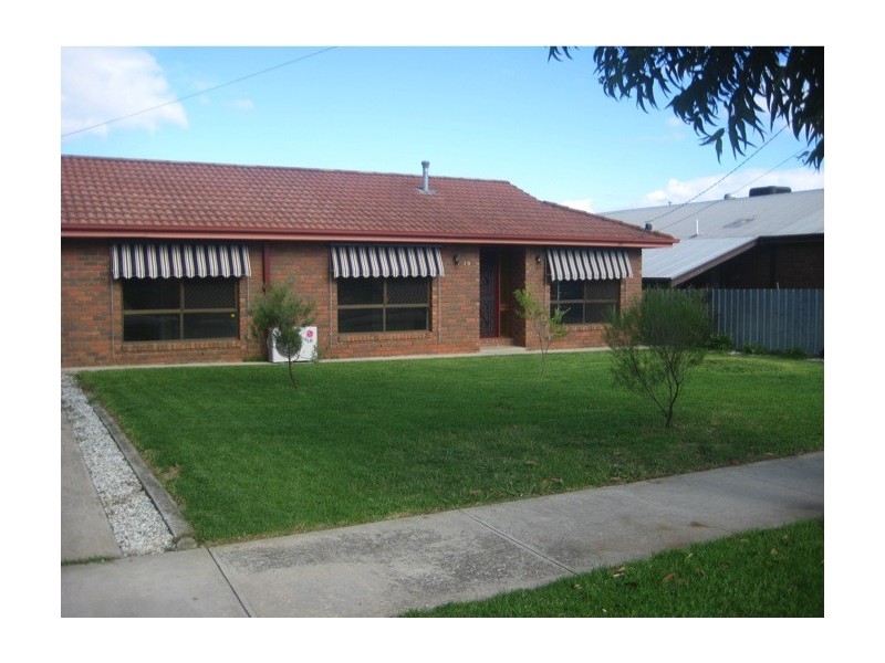 19 Hague Road, Wodonga VIC 3690