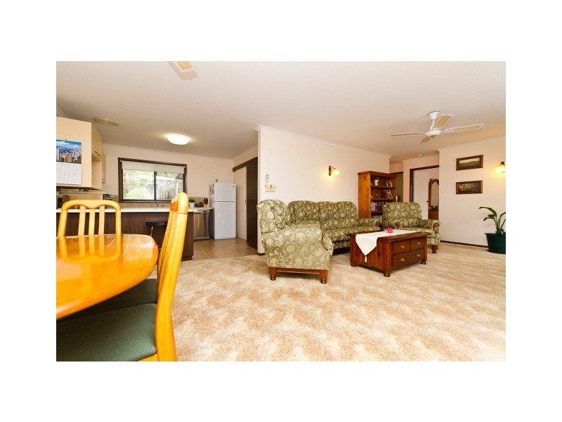 2/4 Chifley Street, Wodonga VIC 3690