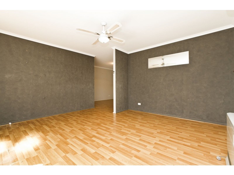2/11 McMahon Place, Wodonga VIC 3690