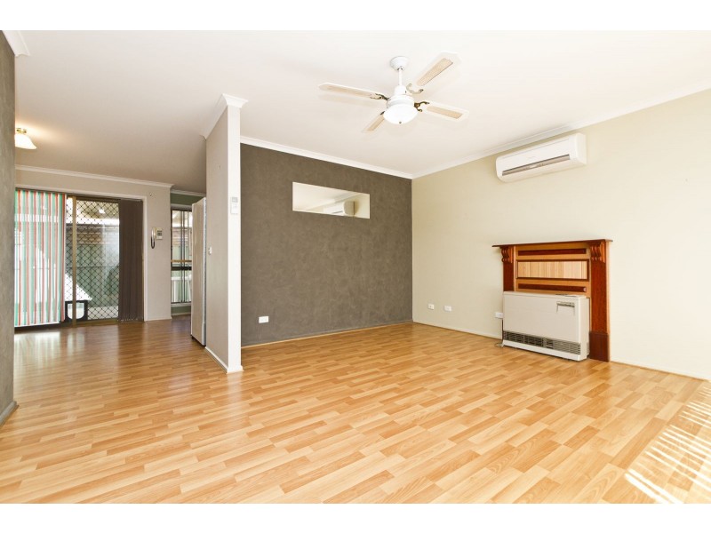 2/11 McMahon Place, Wodonga VIC 3690