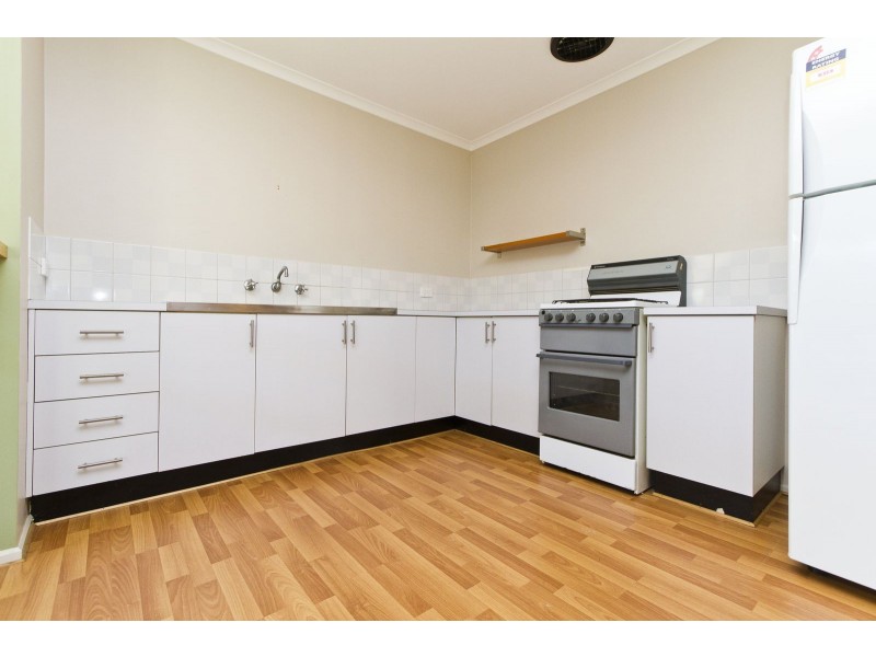 2/11 McMahon Place, Wodonga VIC 3690