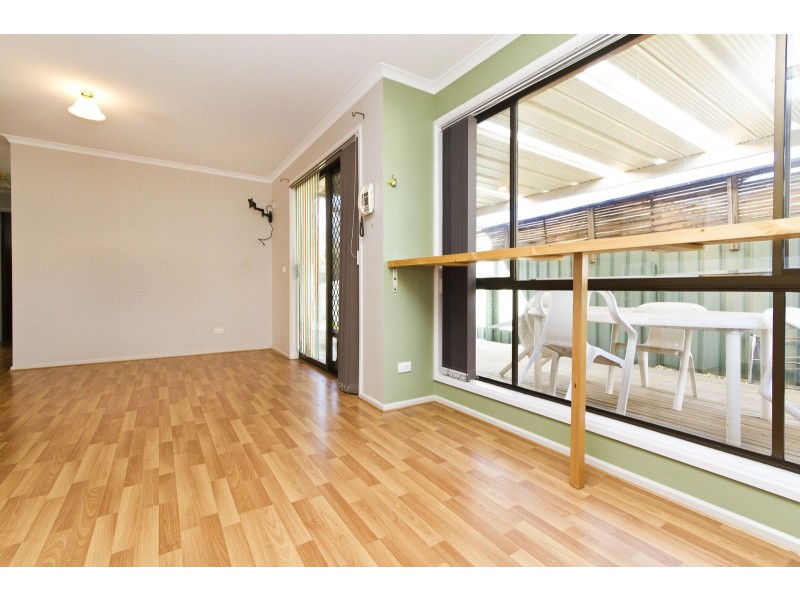 2/11 McMahon Place, Wodonga VIC 3690