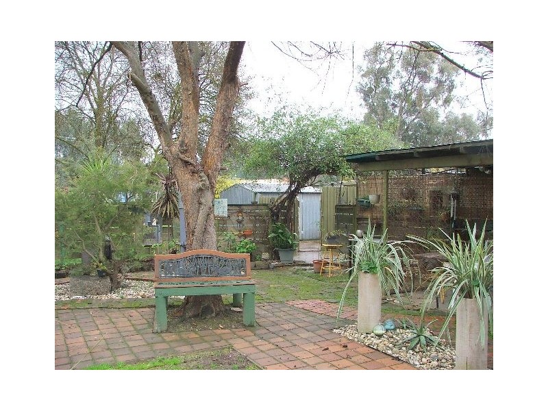 1 Bridge Street, Chiltern VIC 3683