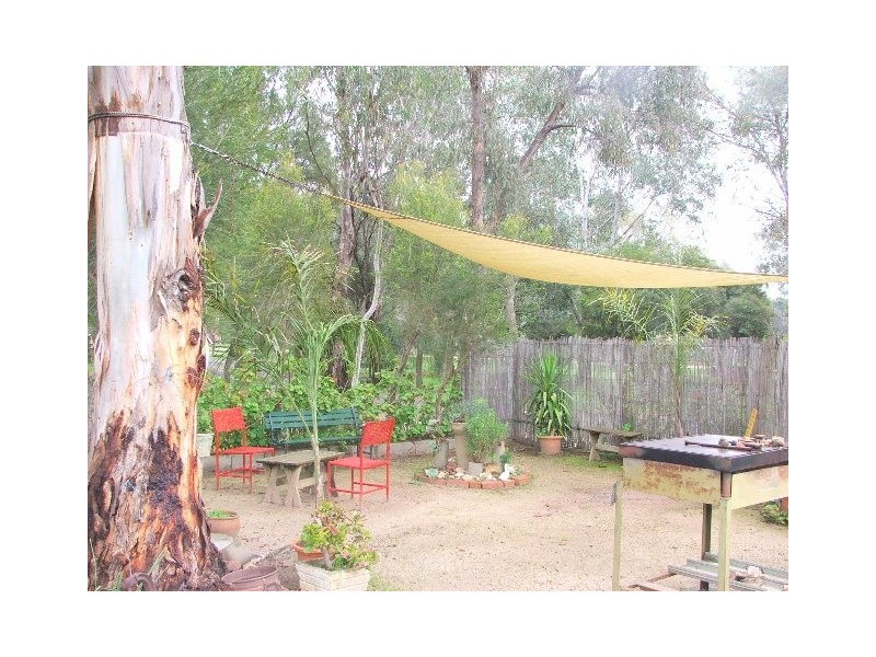 1 Bridge Street, Chiltern VIC 3683