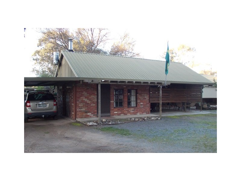 1 Bridge Street, Chiltern VIC 3683