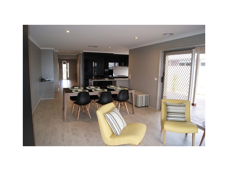 26 Victoria Cross Parade, Wodonga VIC 3690