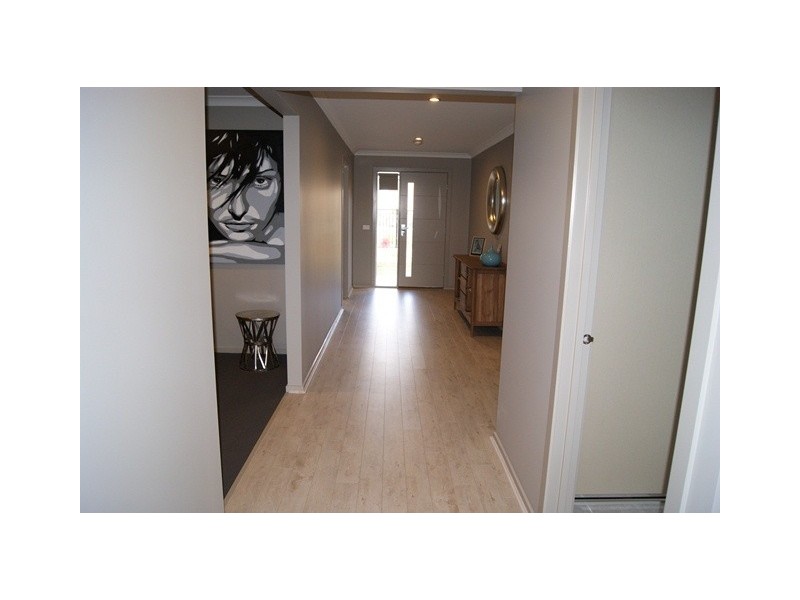 26 Victoria Cross Parade, Wodonga VIC 3690