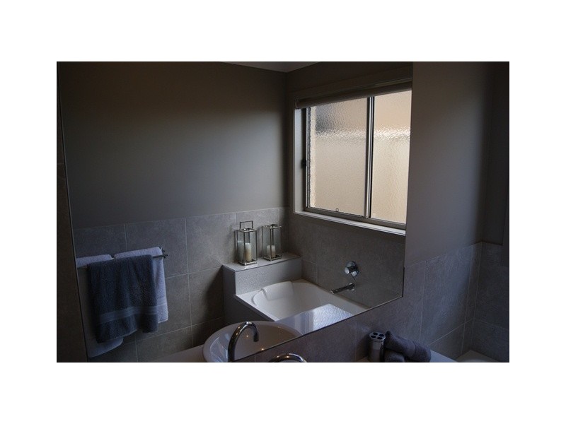 26 Victoria Cross Parade, Wodonga VIC 3690