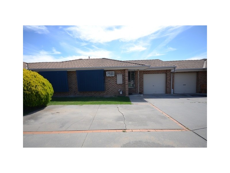 2/27 Edinburgh Circuit, Wodonga VIC 3690