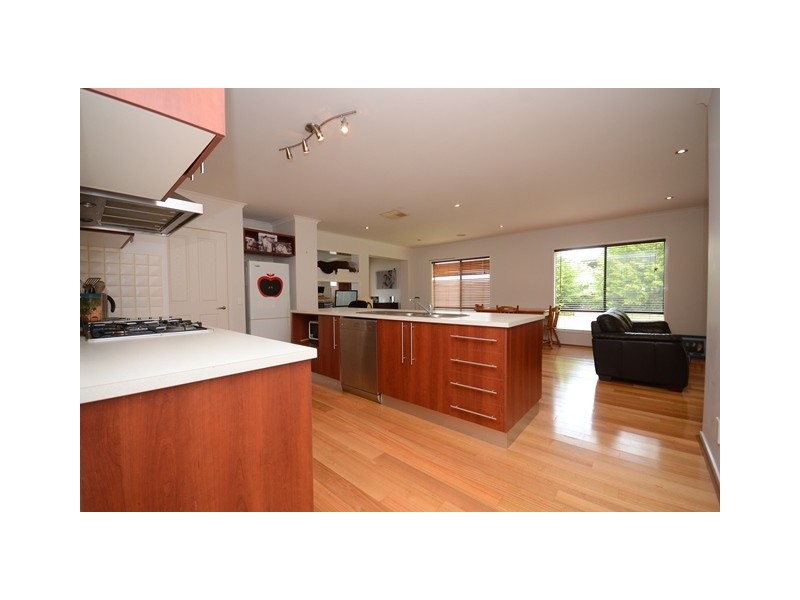 6 Prestwick Place, Wodonga VIC 3690