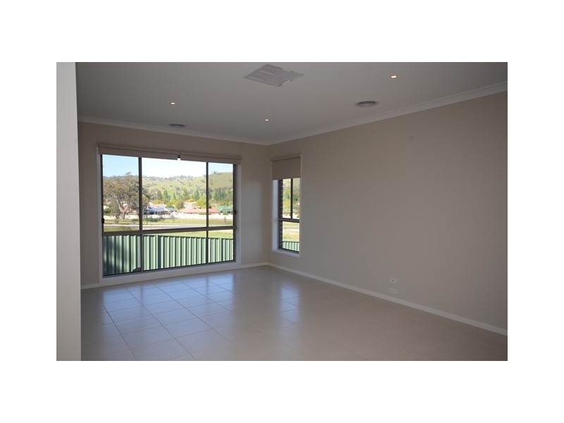 1 Ahern Court, Wodonga VIC 3690