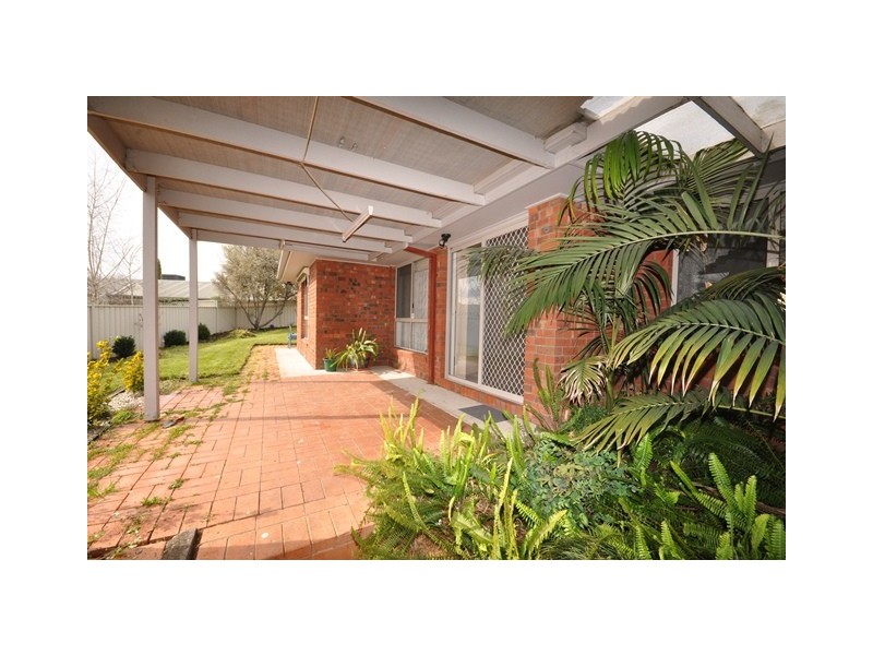 18 Peacock Avenue, Wodonga VIC 3690