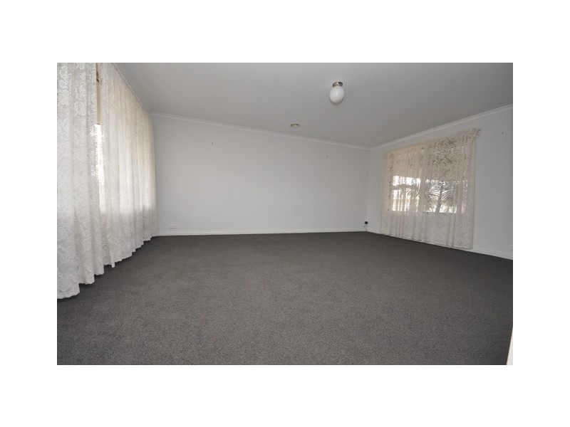 18 Peacock Avenue, Wodonga VIC 3690