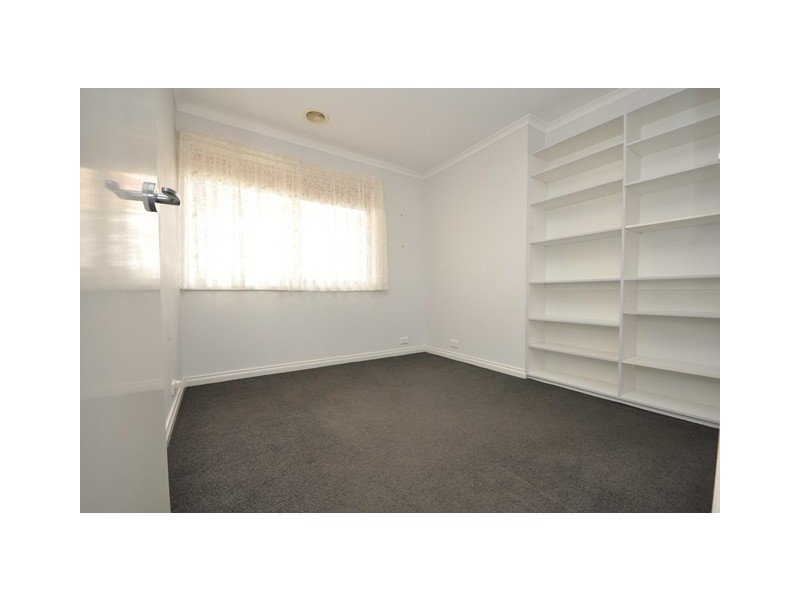 18 Peacock Avenue, Wodonga VIC 3690