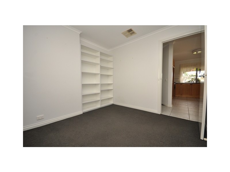 18 Peacock Avenue, Wodonga VIC 3690